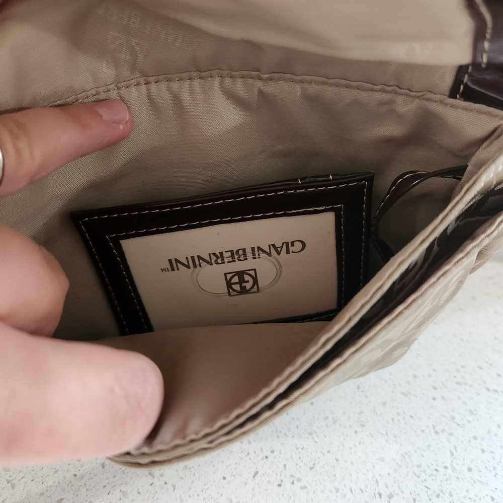 NWOT Gianni Bernini bag mini wristlet multi pockets - Picture 5 of 9